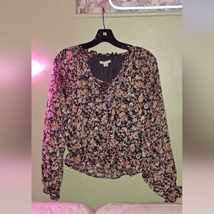 American Eagle Outfitters Floral Blouse - Black and Cream
